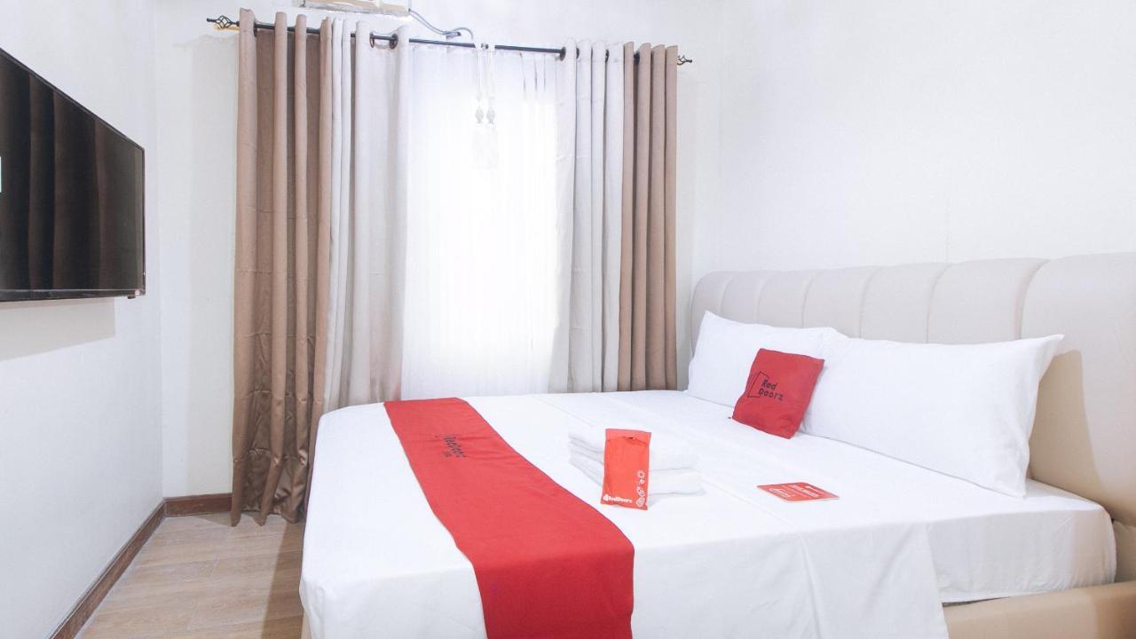 Reddoorz Plus @ Cuarto Verde Staycation Las Piñas Dış mekan fotoğraf