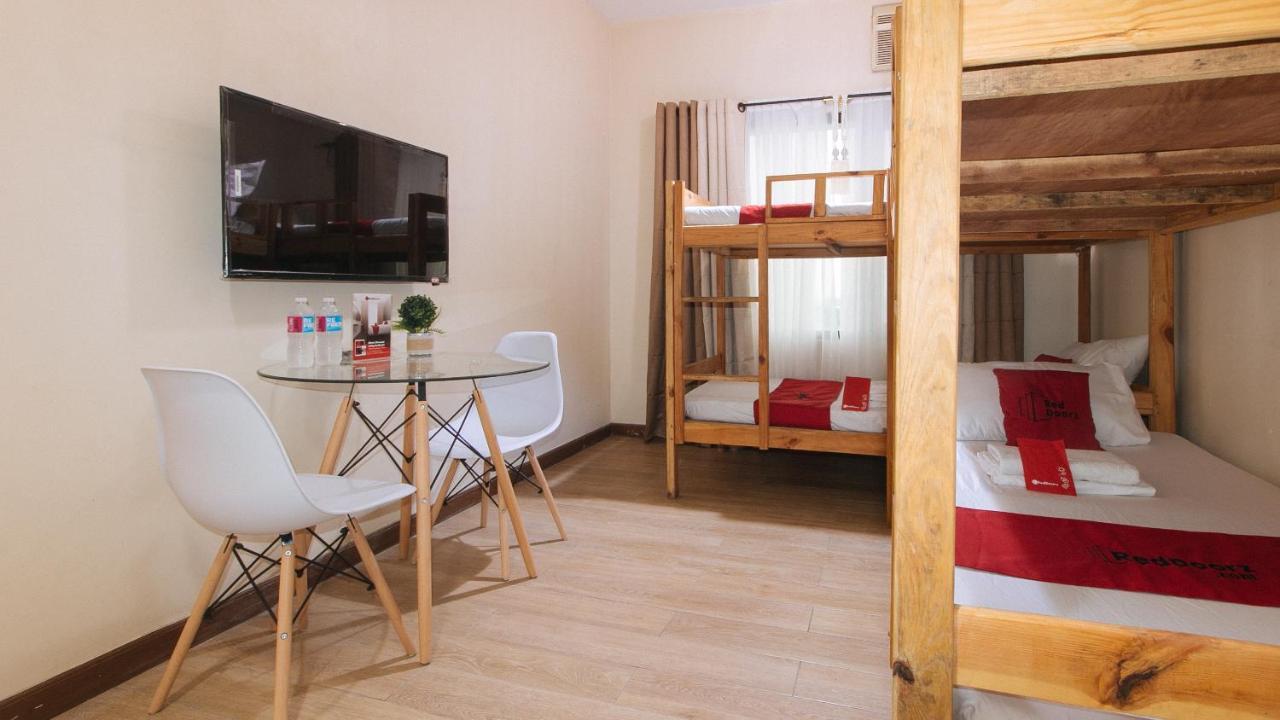 Reddoorz Plus @ Cuarto Verde Staycation Las Piñas Dış mekan fotoğraf