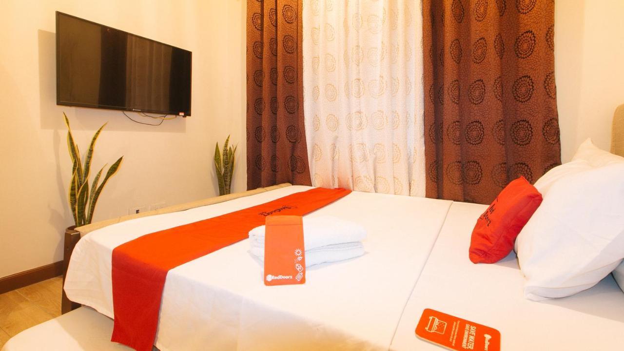 Reddoorz Plus @ Cuarto Verde Staycation Las Piñas Dış mekan fotoğraf