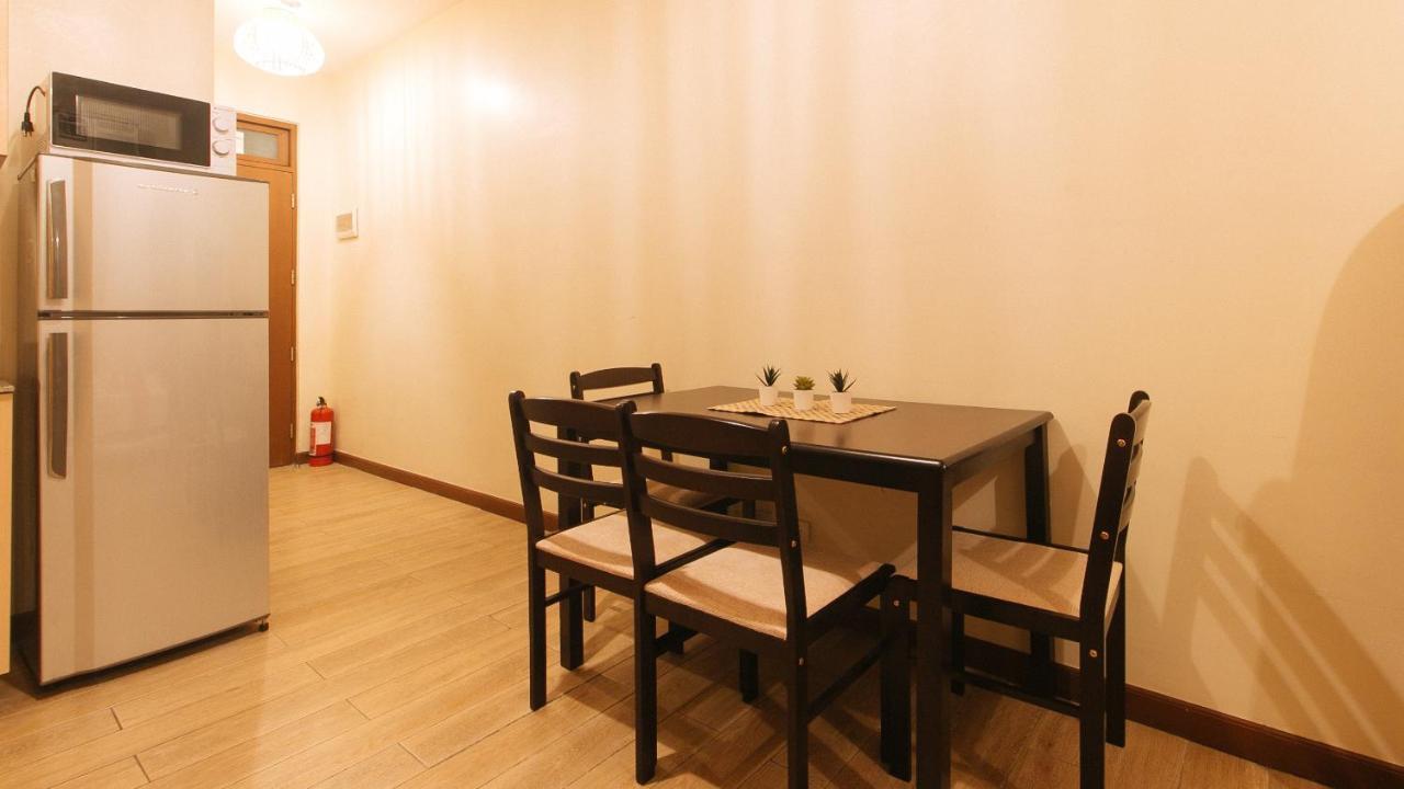 Reddoorz Plus @ Cuarto Verde Staycation Las Piñas Dış mekan fotoğraf