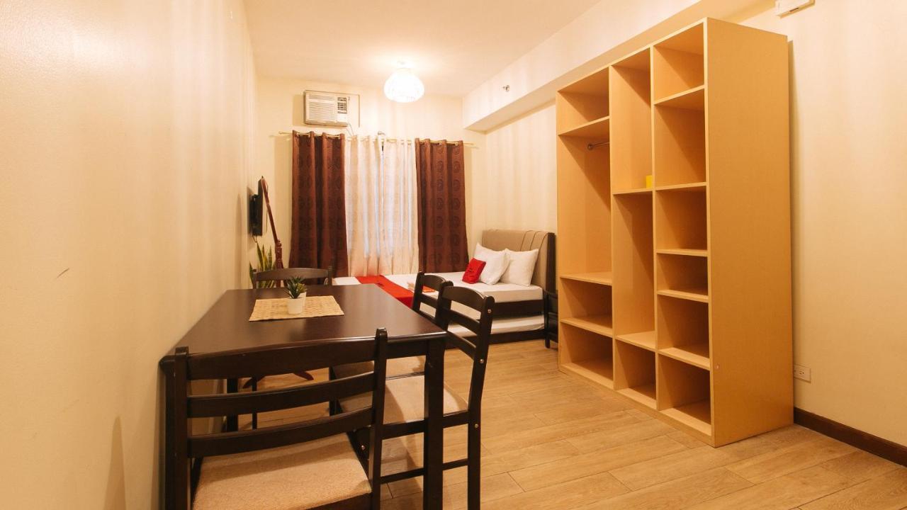 Reddoorz Plus @ Cuarto Verde Staycation Las Piñas Dış mekan fotoğraf