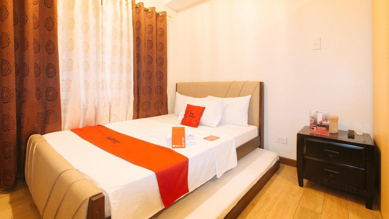 Reddoorz Plus @ Cuarto Verde Staycation Las Piñas Dış mekan fotoğraf